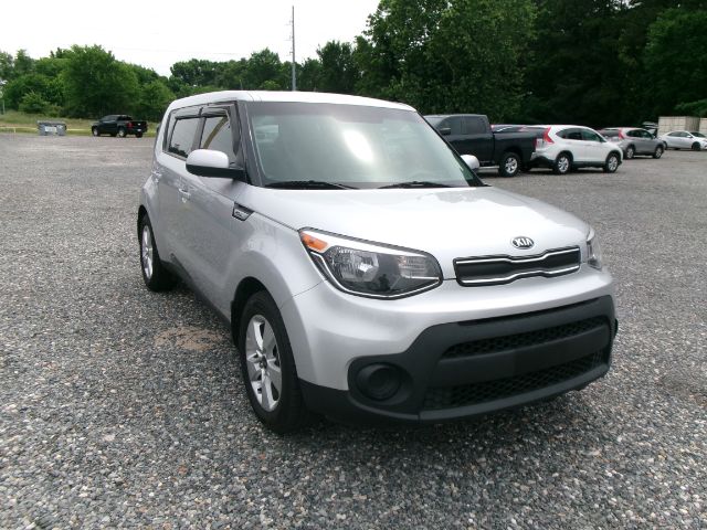 Silver 2018 Kia Soul Wagon Front-Wheel Drive