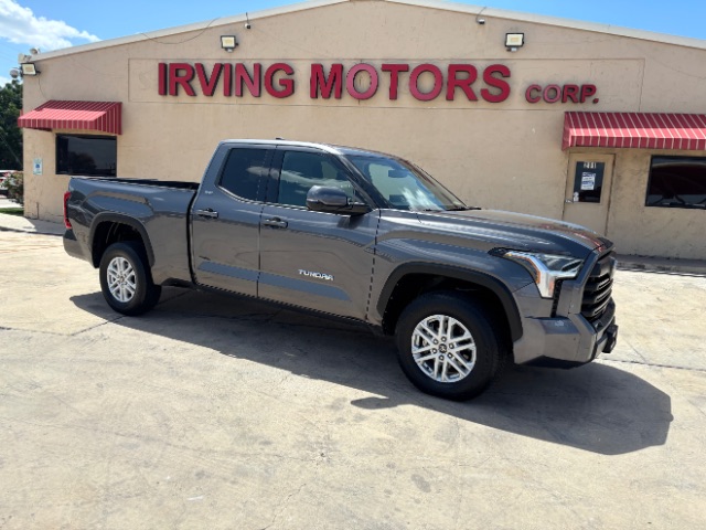 2022 Toyota Tundra Pickup Truck Four-Wheel Drive 