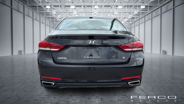 View vehicle photo 4