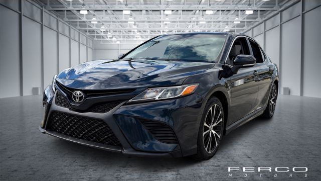 2019 Toyota Camry SE FWD