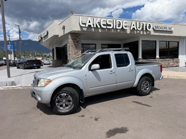 Brilliant Silver 2016 Nissan Frontier Pickup Truck Four-Wheel Drive 5-Speed Automatic Overdrive