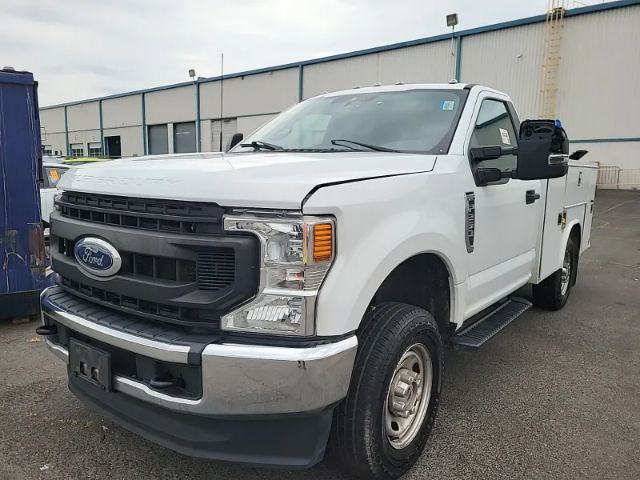White 2022 Ford F-250 Super Duty Pickup Truck Four-Wheel Drive 