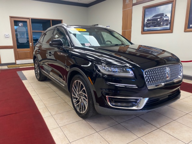 View vehicle photo 7