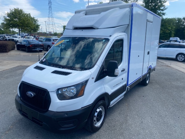 View vehicle photo 2