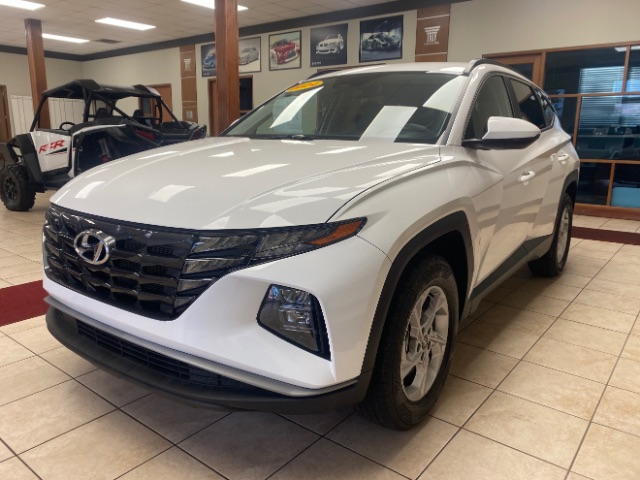 White Pearl 2024 Hyundai Tucson SEL AWD SUV / Crossover All-Wheel Drive 8-Speed Automatic