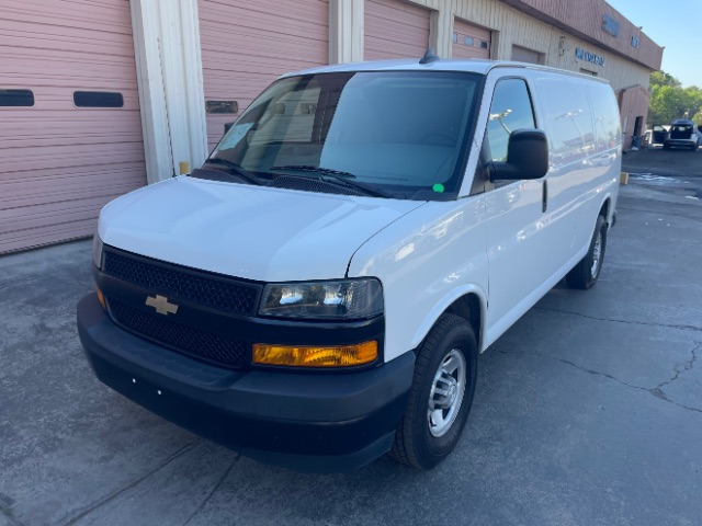 Summit White 2021 Chevrolet Express Cargo 2500 RWD Van Rear-Wheel Drive Automatic