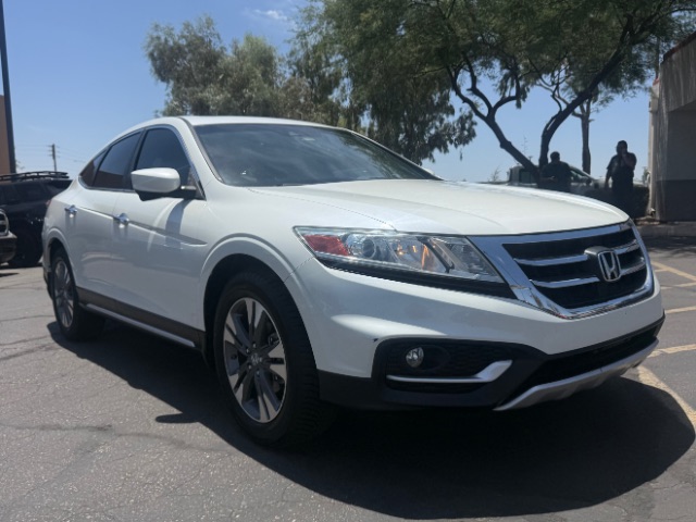 White Diamond Pearl 2015 Honda Crosstour SUV / Crossover Front-Wheel Drive Automatic