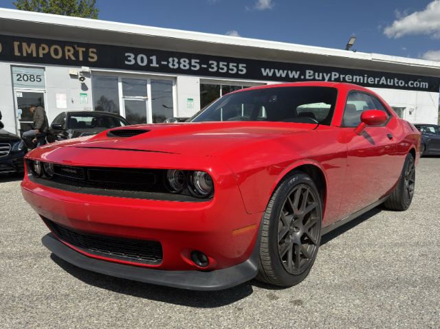 Torred Clearcoat 2019 Dodge Challenger R/T RWD Coupe Rear-Wheel Drive