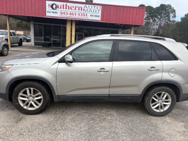 2014 Kia Sorento LX's photo