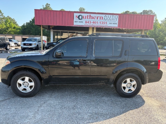 2008 Nissan Pathfinder LE