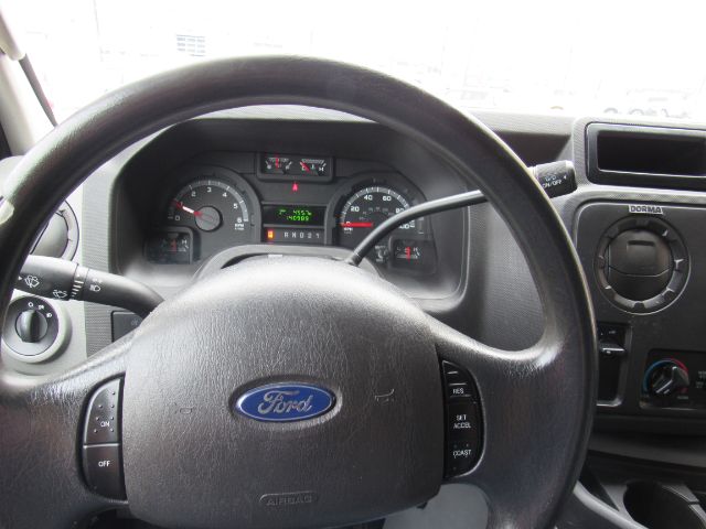 2013 Ford Econoline E-250 in Cleveland