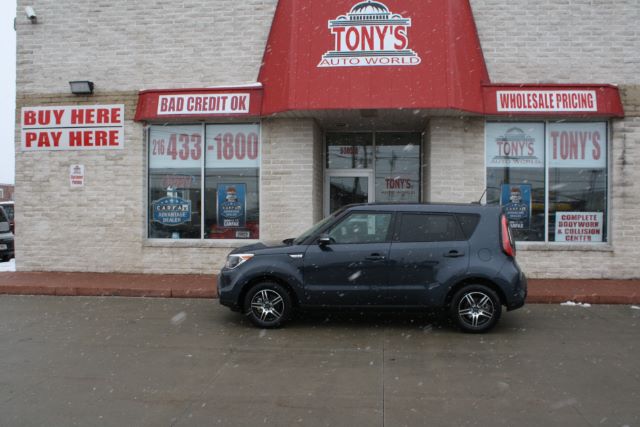 2016 Kia Soul ! w/Umber Package 1