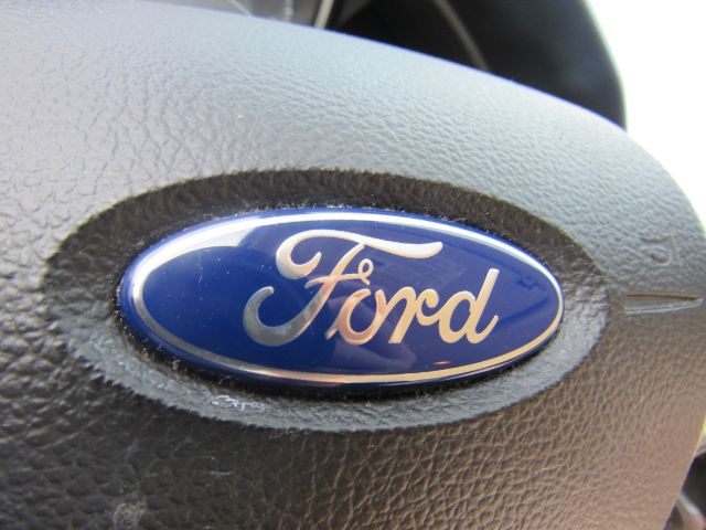 2014 Ford Focus SE Sedan in Cleveland