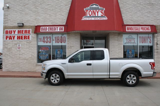 2017 Ford F-150 XLT SuperCab 6.5-ft. 2WD