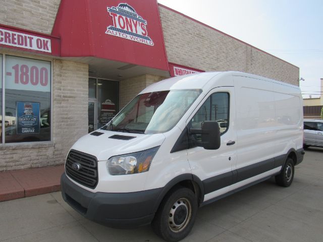 2016 Ford Transit 250 Van Med. Roof w/Sliding Pass. 148-in. WB
