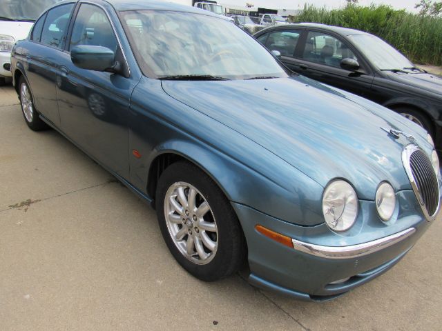 2001 Jaguar S-Type 4.0 in Cleveland