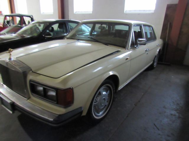 1987 Rolls-Royce Silver Spur Base in Cleveland