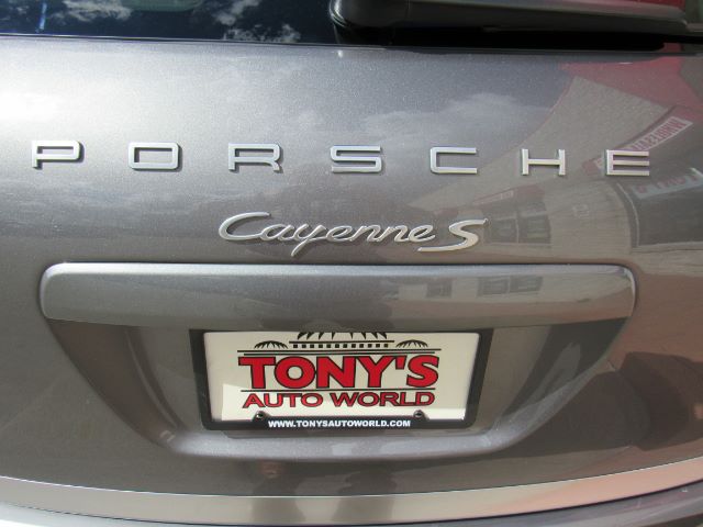2011 Porsche Cayenne S in Cleveland