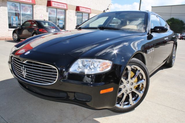 2005 Maserati Quattroporte Sedan