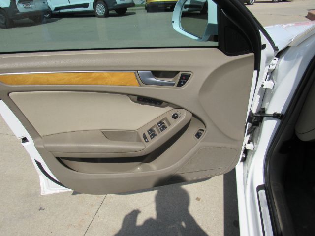 2009 Audi A4 Avant 2.0 T quattro Premium Package in Cleveland