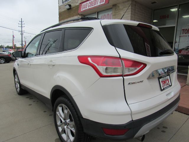 2013 Ford Escape SEL FWD in Cleveland