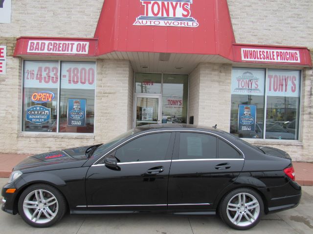 2013 Mercedes-Benz C-Class C300 4MATIC Sport Sedan