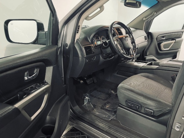 2015 Nissan Armada SL 4WD in Cleveland