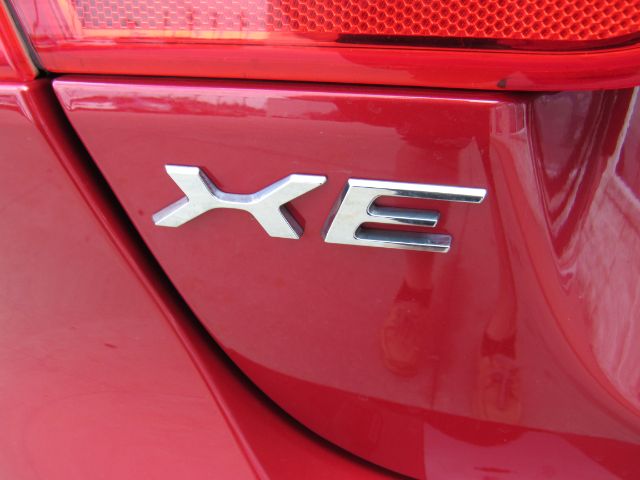 2018 Jaguar XE 25t Premium AWD in Cleveland