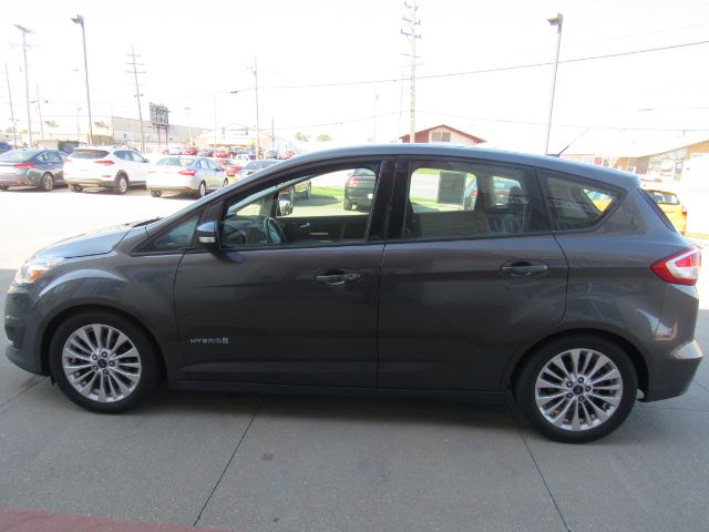 2017 Ford C-Max Hybrid SE in Cleveland