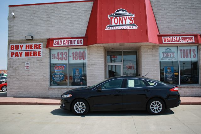 2014 Ford Fusion Hybrid SE