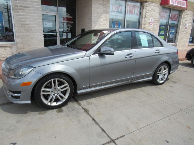 2013 Mercedes-Benz C-Class C300 4MATIC Sport Sedan