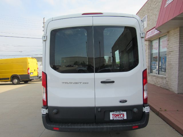 2016 Ford Transit 250 Van Med. Roof w/Sliding Pass. 148-in. WB in Cleveland