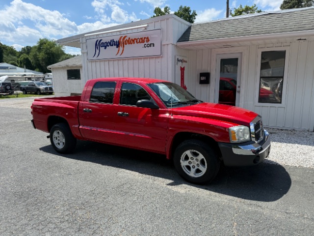 2005 Dodge Dakota SLT Quad Cab RWD
