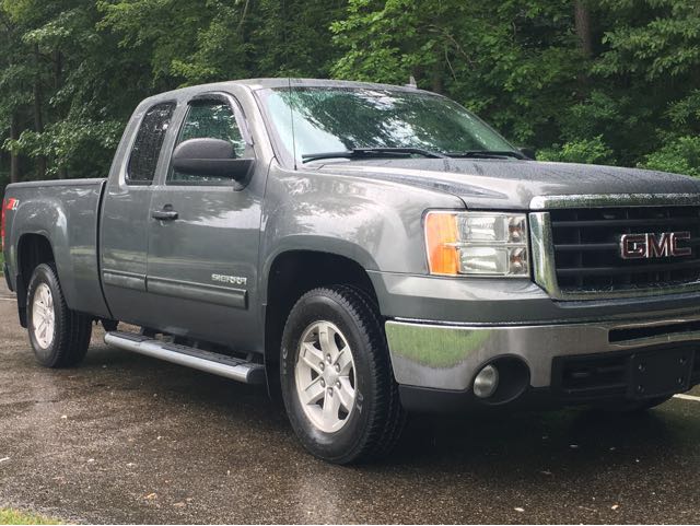 2011 GMC Sierra 1500 SLE Ext. Cab 4WD at Rich Auto Sales
