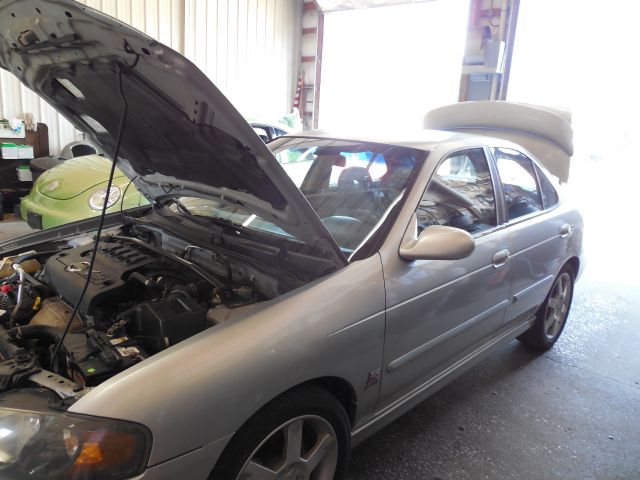2004 Nissan Sentra SE-R Spec V at Rich Auto Sales