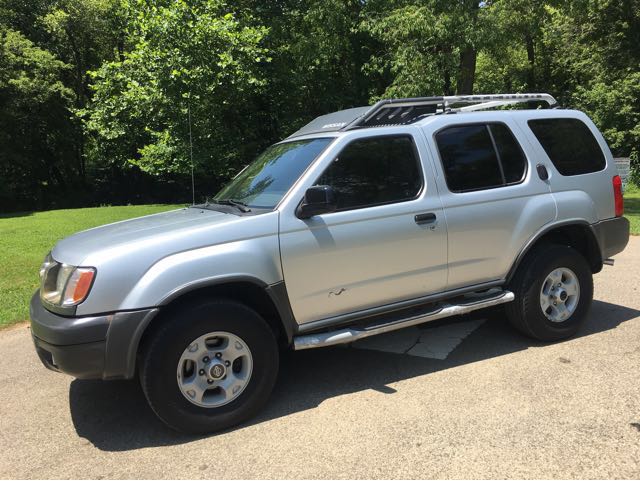 2000 Nissan Xterra XE 4WD at Rich Auto Sales