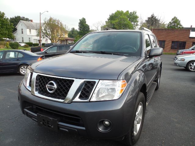 2011 Nissan Pathfinder LE 4WD at Rich Auto Sales