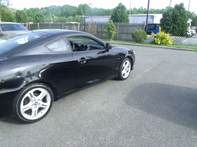 2003 Hyundai Tiburon