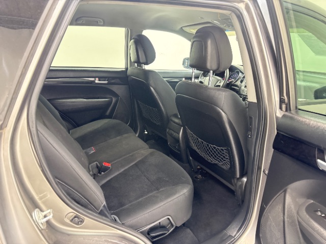 2015 Kia Sorento LX 2WD