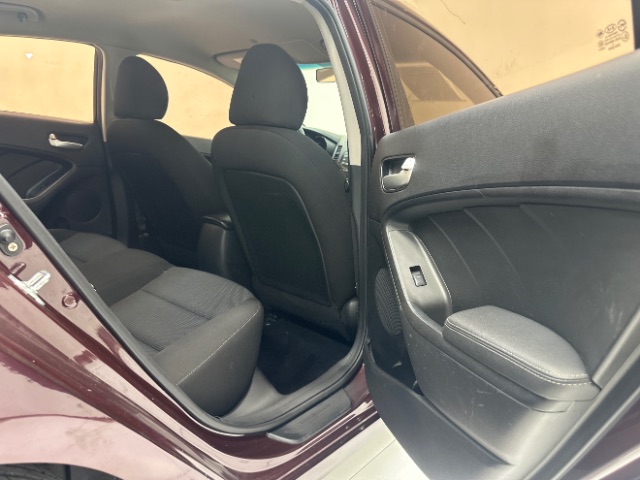 2017 Kia Forte LX 6A