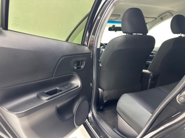 2016 Toyota Prius c Two