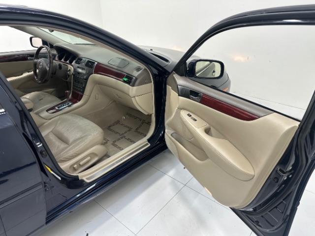 2003 Lexus ES 300 Sedan