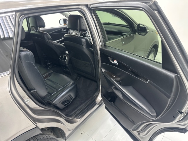 2017 Kia Sorento 2.4L LX