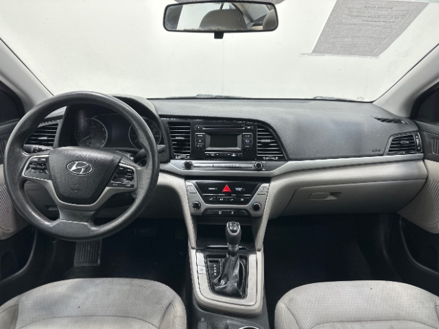 2017 Hyundai Elantra SE 6AT