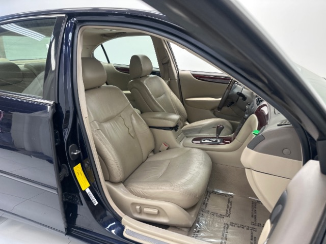 2003 Lexus ES 300 Sedan