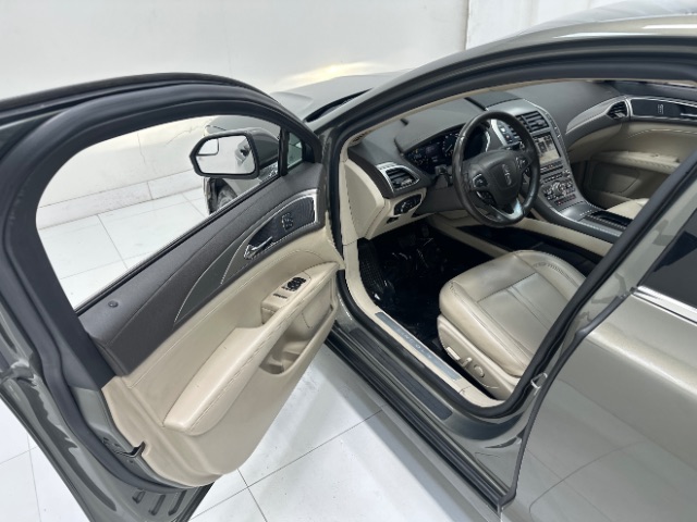 2017 Lincoln MKZ Premier FWD