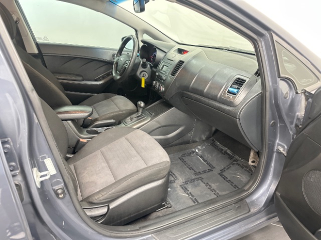 2016 Kia Forte 5-Door LX