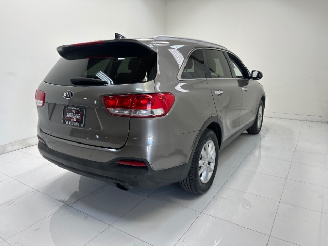 2017 Kia Sorento 2.4L LX