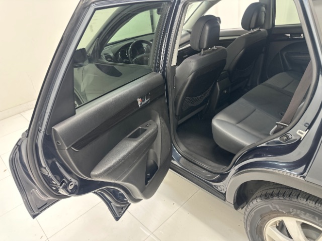 2012 Kia Sorento LX 2WD