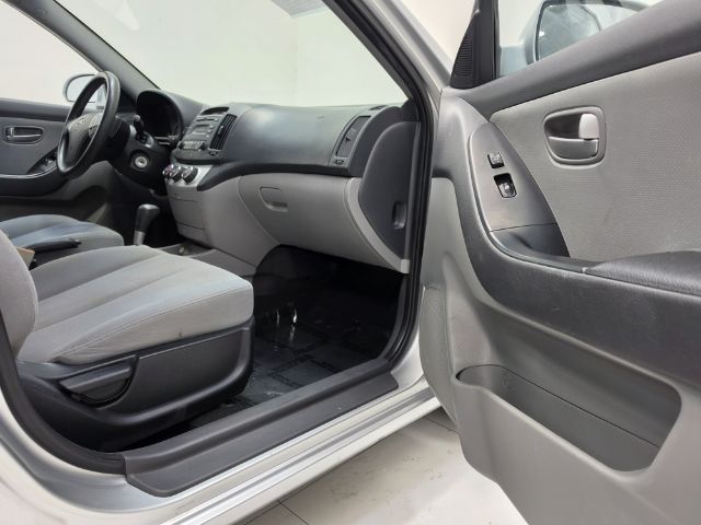 2009 Hyundai Elantra SE